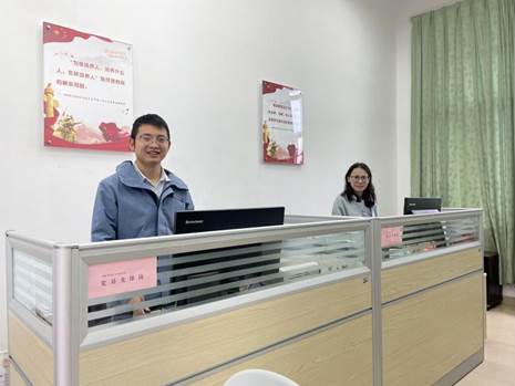 AB96F0438819F817AC1BDBA7D9F80B01